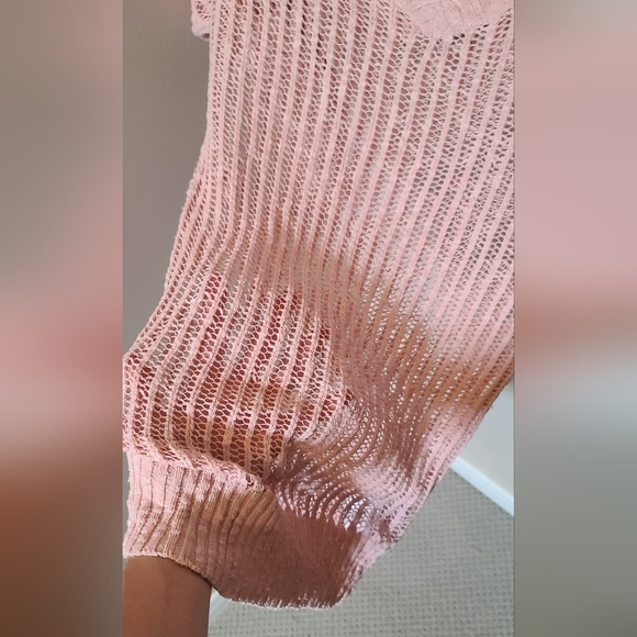 GUESS  Light Knit Sweater - xs - Picture 8 of 8